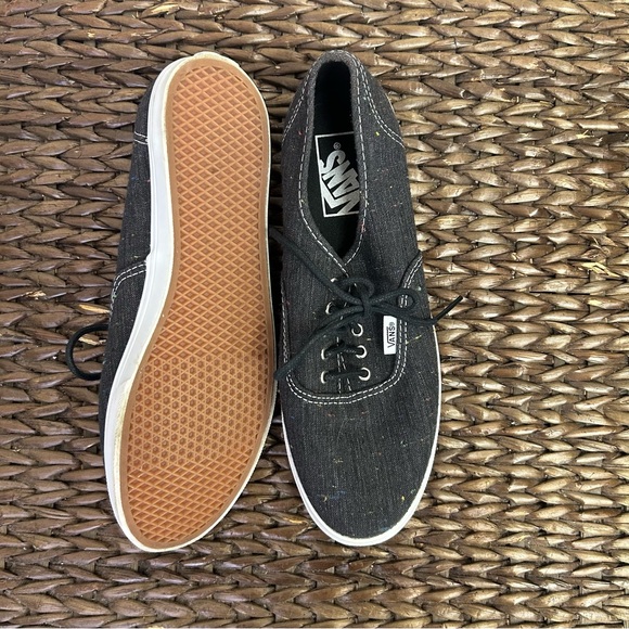 VANS Womens Lace Up Flats ( Size 8.5 w ) - Picture 4 of 5